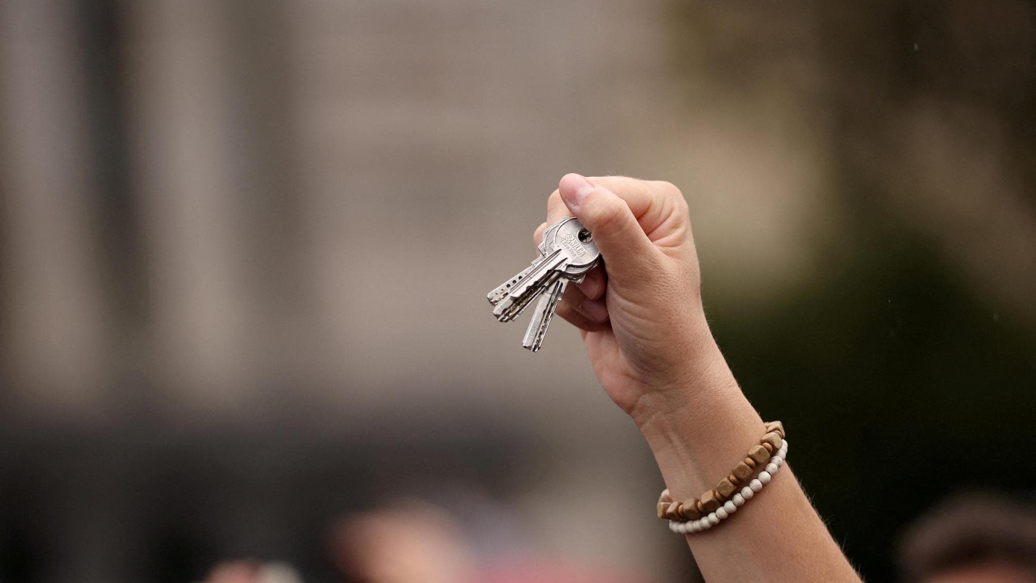 in spagna pi249 della met224 degli elettori di destra vuole nuove leggi anti sfratto sulla casa da Repubblica.it in spagna pi249 della met224 degli elettori di destra vuole nuove leggi anti sfratto sulla casa