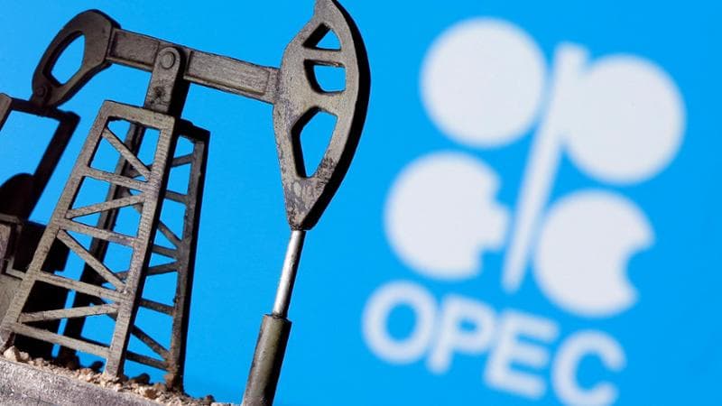 Petrolio, l’Opec+ mantiene la produzione invariata anche a novembre