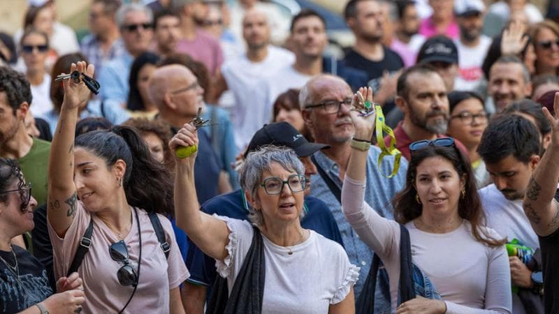 Una delle manifestazioni per la casa in Spagna, nella città di Toledo