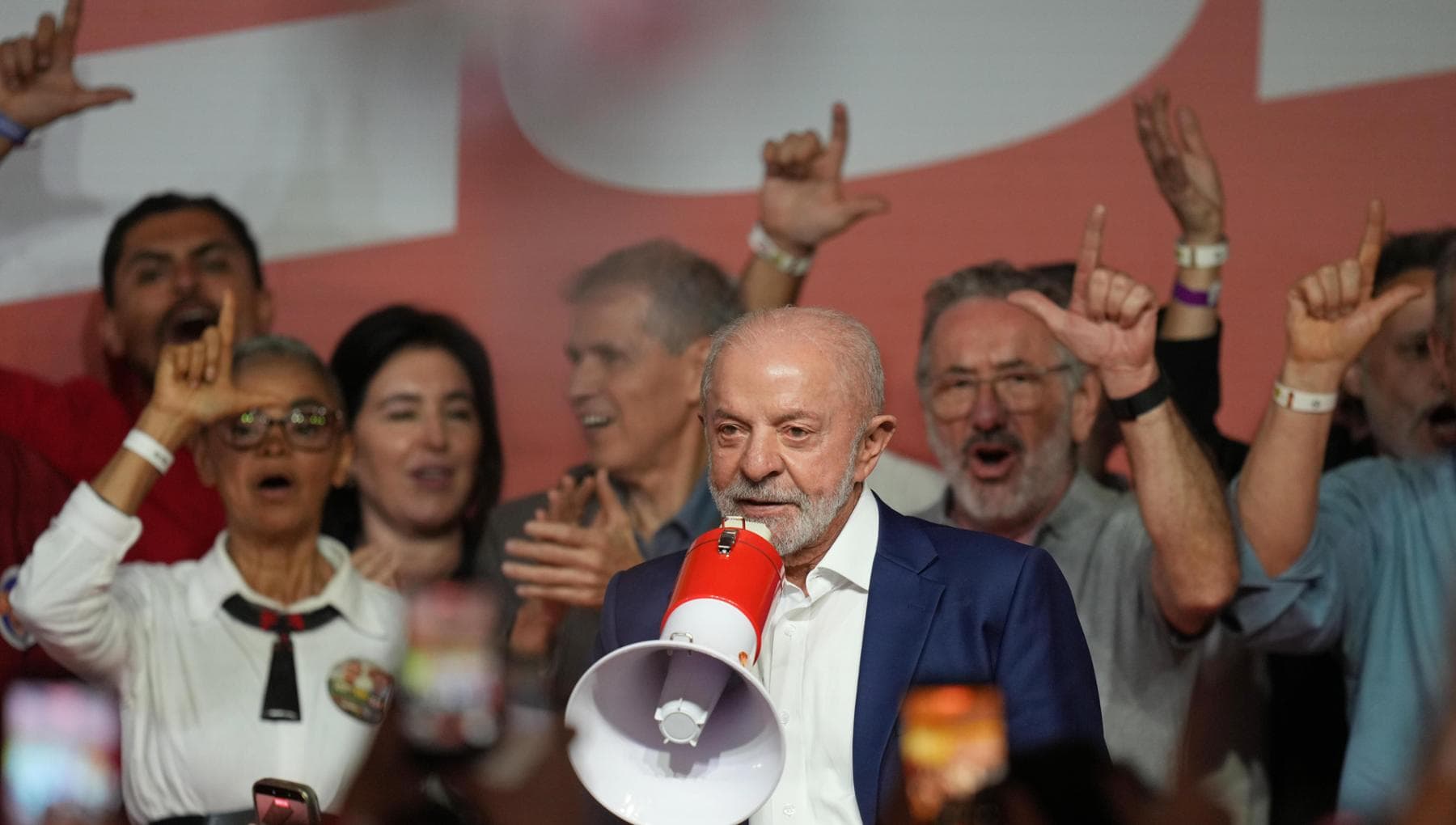 lula insegue a sorpresa la sfida ora si gioca sul futuro da Repubblica.it lula insegue a sorpresa la sfida ora si gioca sul futuro