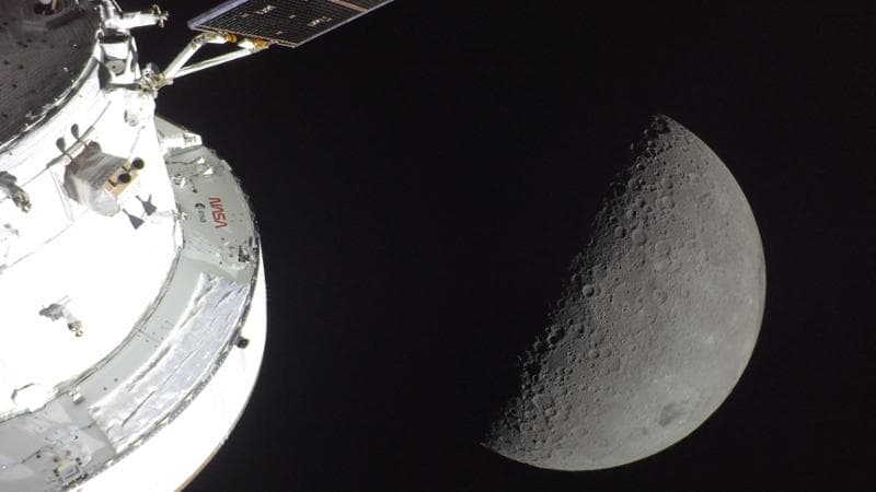 Anteprima: La corsa delle superpotenze per portare reattori nucleari sulla Luna: sfida tra Usa e Rus…