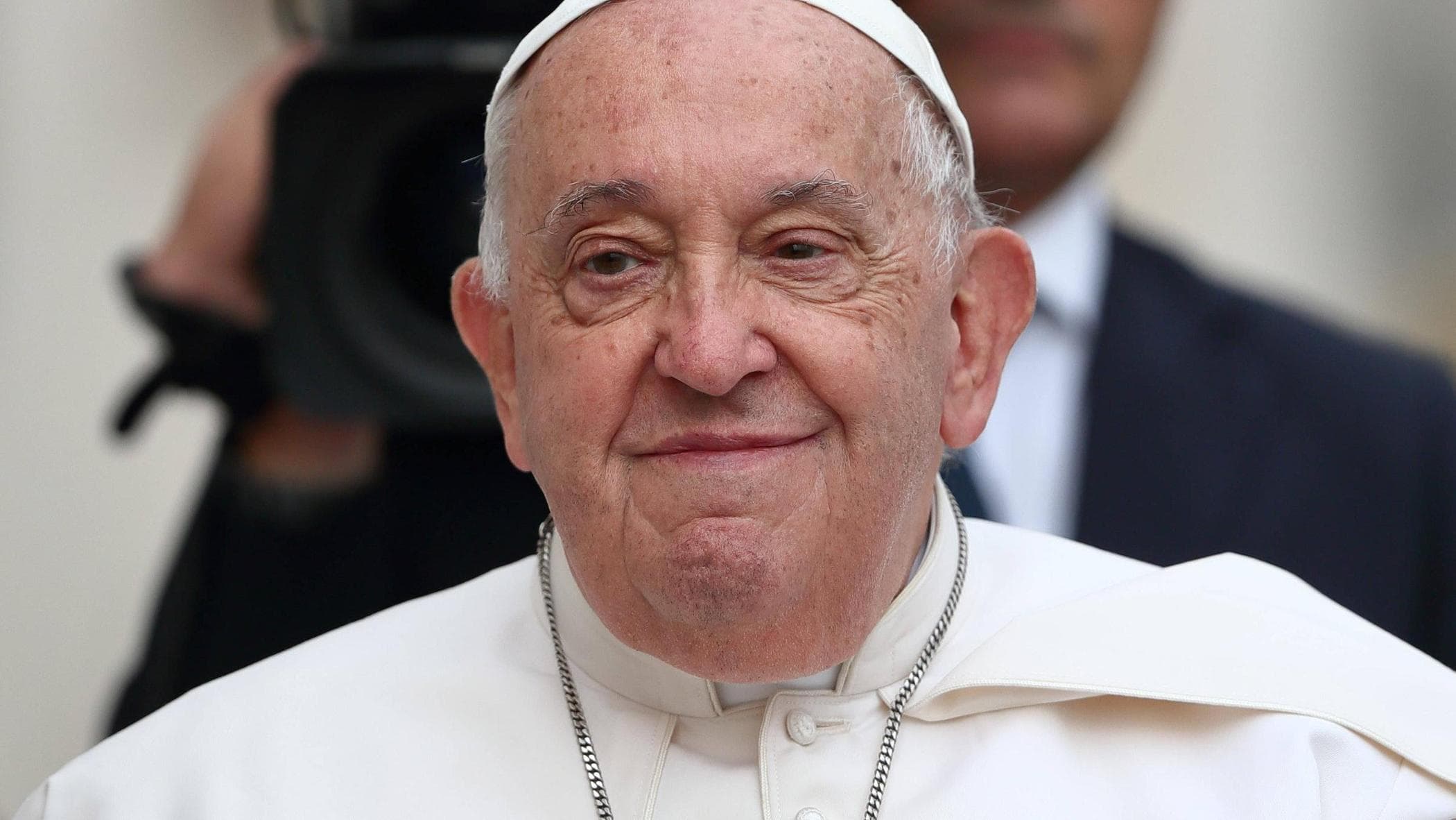 Arriva il “diario personale” di papa Francesco, trentadue anni di appunti segreti