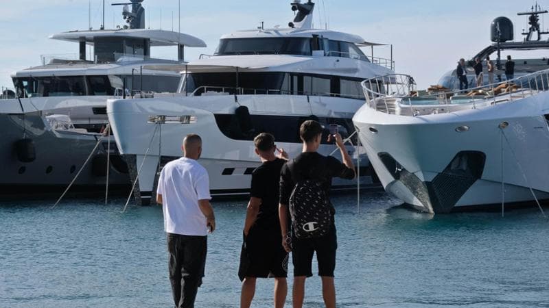 Salone di Genova, la nautica italiana prende il largo con i mega yacht