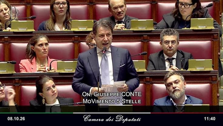 Conte. “La riforma? Manca solo il premio maggioranza alla presidente con gli occhi chiari”