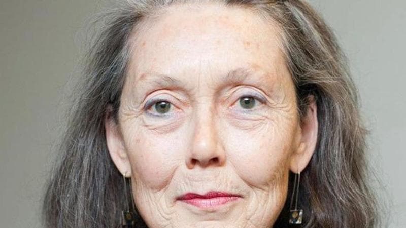 Otto libri per conoscere Anne Carson, Nobel per la letteratura 2026