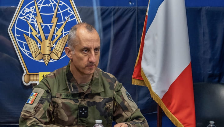 Il generale Patrick Justel, direttore dell'intelligence militare