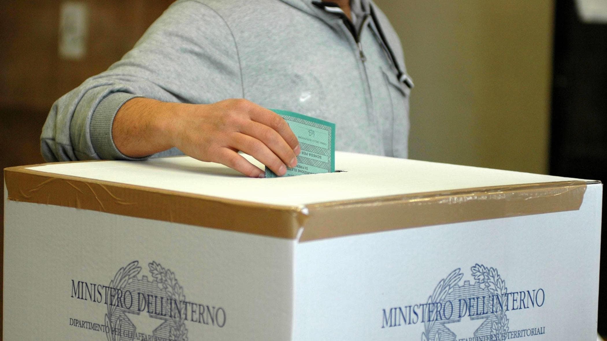 la legge elettorale sulla scheda le coalizioni non il nome del premier e tornano le preferenze da Repubblica.it la legge elettorale sulla scheda le coalizioni non il nome del premier e tornano le preferenze