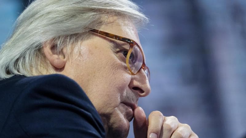 Sgarbi, condizioni stabili: migliora quadro polmonare ma è stata necessaria tracheostomia