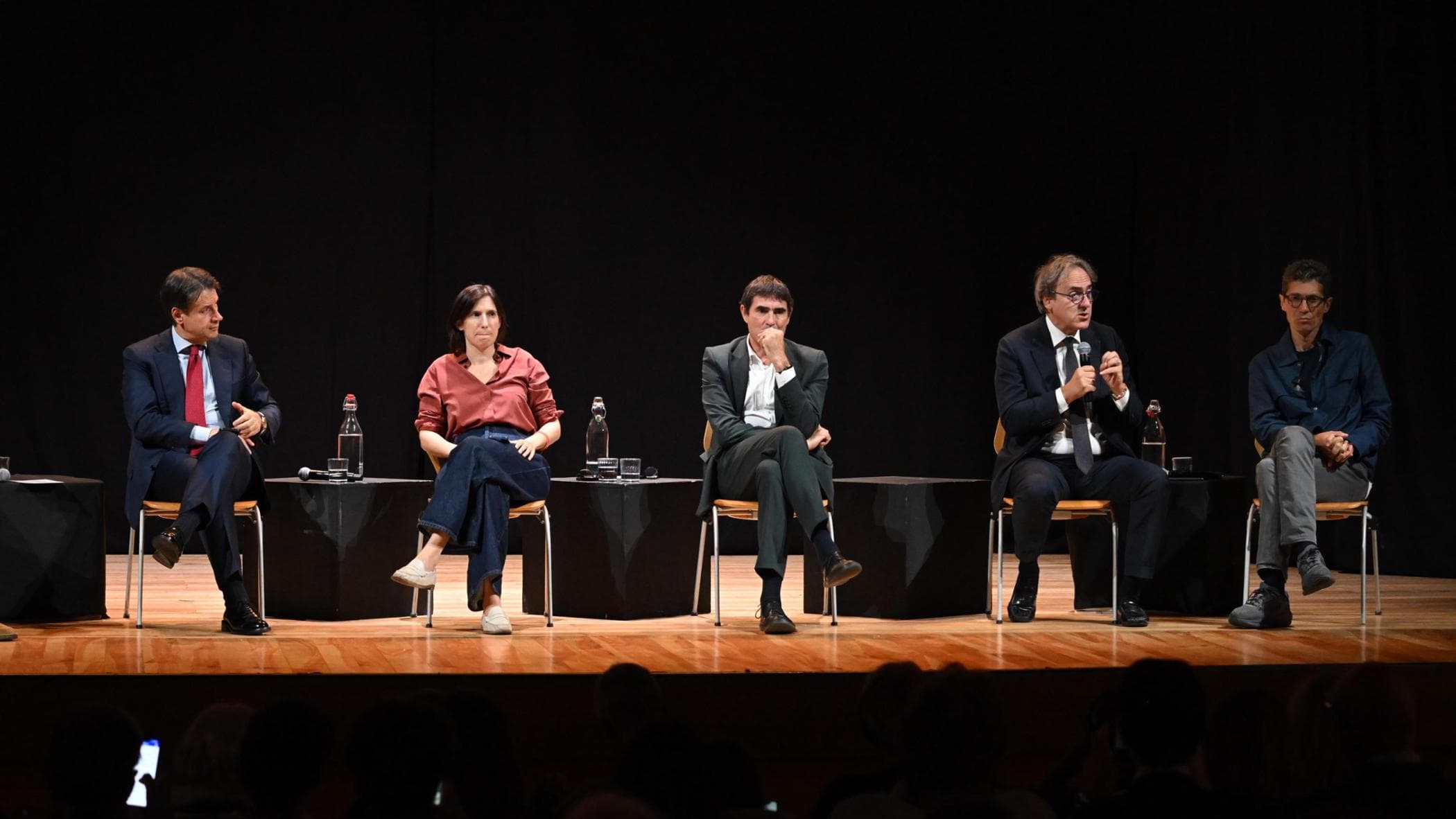 Il campo largo si compatta, Schlein: “Non si vince con un nome moderato”
