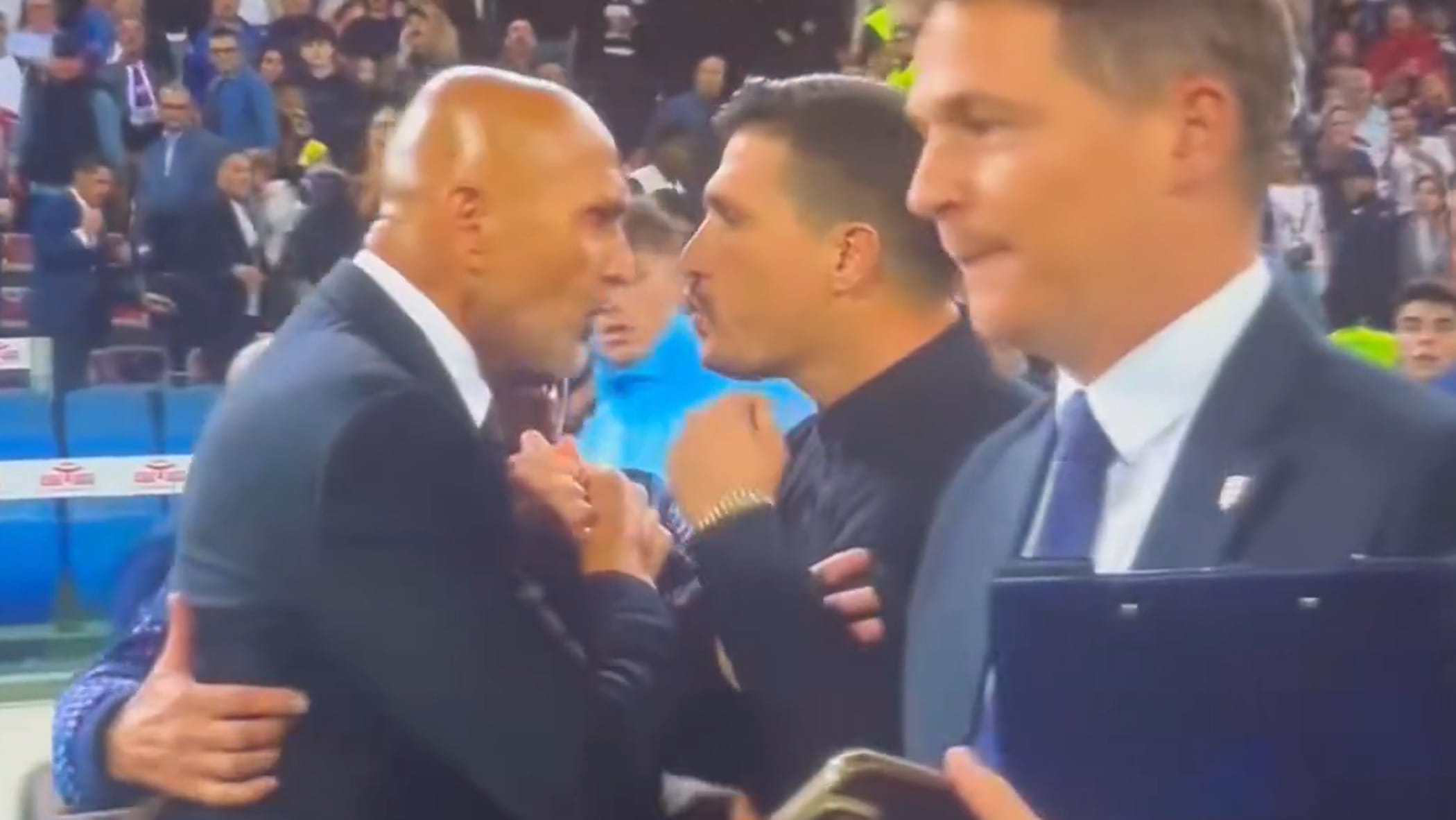 spalletti pisacane rissa sfiorata cosa 232 successo da Repubblica.it spalletti pisacane rissa sfiorata cosa 232 successo
