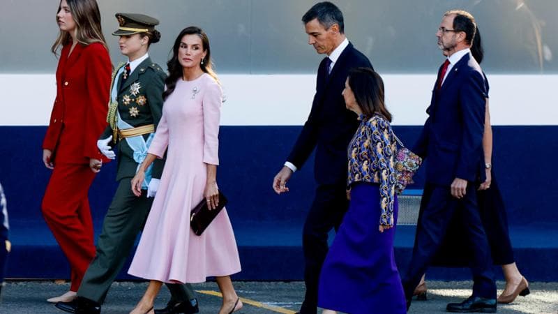 In Madrid, insults to Sánchez; in Ceuta, Abascal with Bardella: the far-right's grip on the national holiday