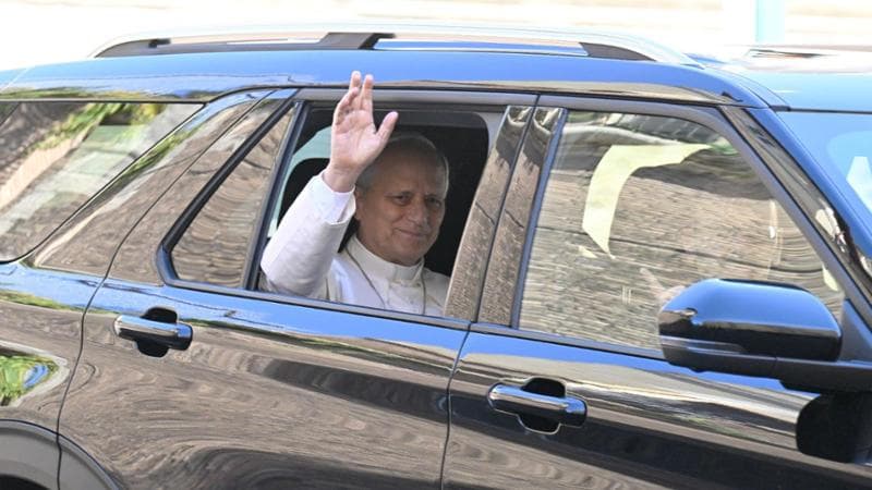Papa Leone XIV arriva al Gemelli: sarà operato oggi
