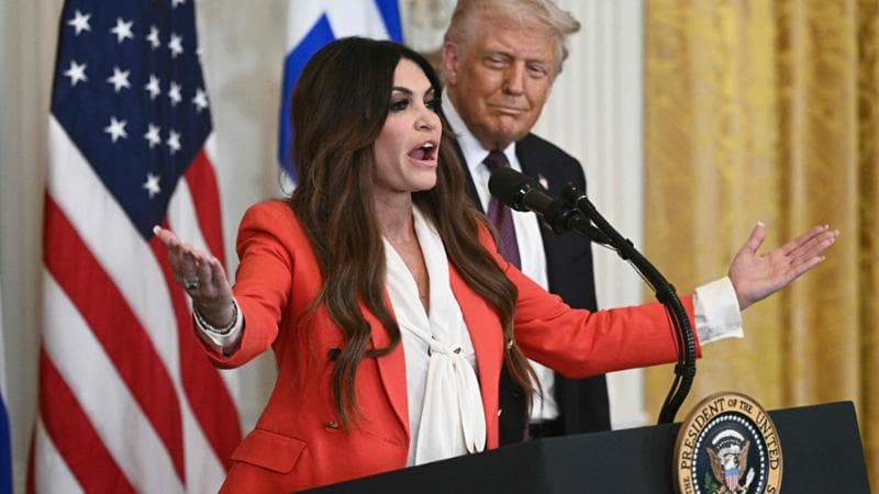 Trump ha chiesto di dimettersi all’ambasciatrice in Grecia Kimberly Guilfoyle: l'ex fidanzata del figlio travolta dagli scandali