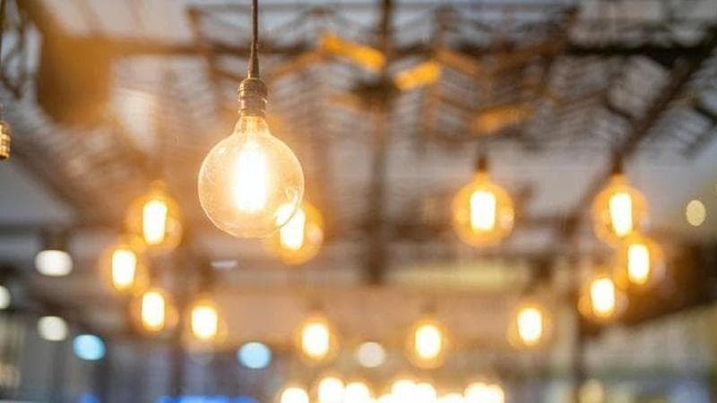 Bollette luce e gas, verso la fine del “paradiso” tutele graduali. Con l’ipotesi della proroga