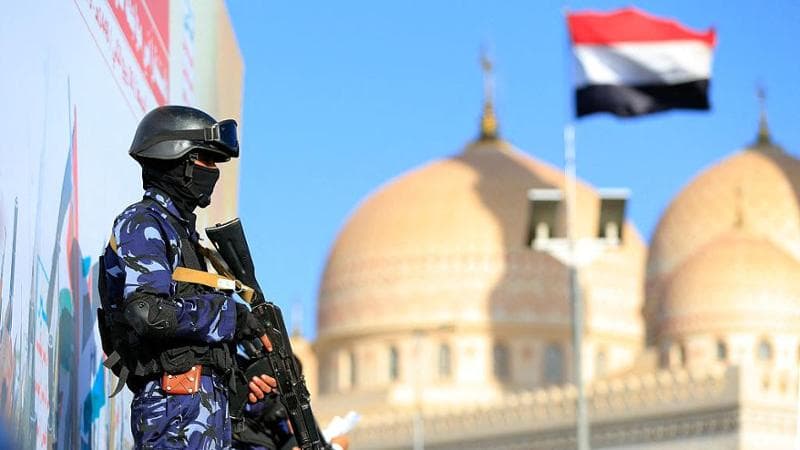 Yemen, bombe saudite colpiscono la capitale. Assedio Houthi a Taiz