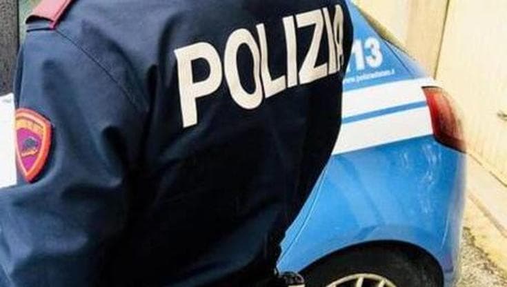 Verona, calci e pugni sui fermati: due poliziotti condannati per tortura