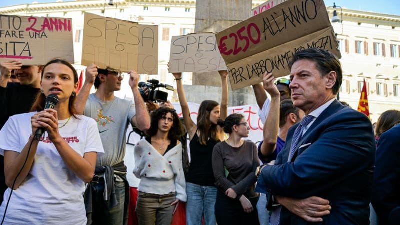 Roma, 13 ottobre: Giuseppe Conte davanti a Montecitorio