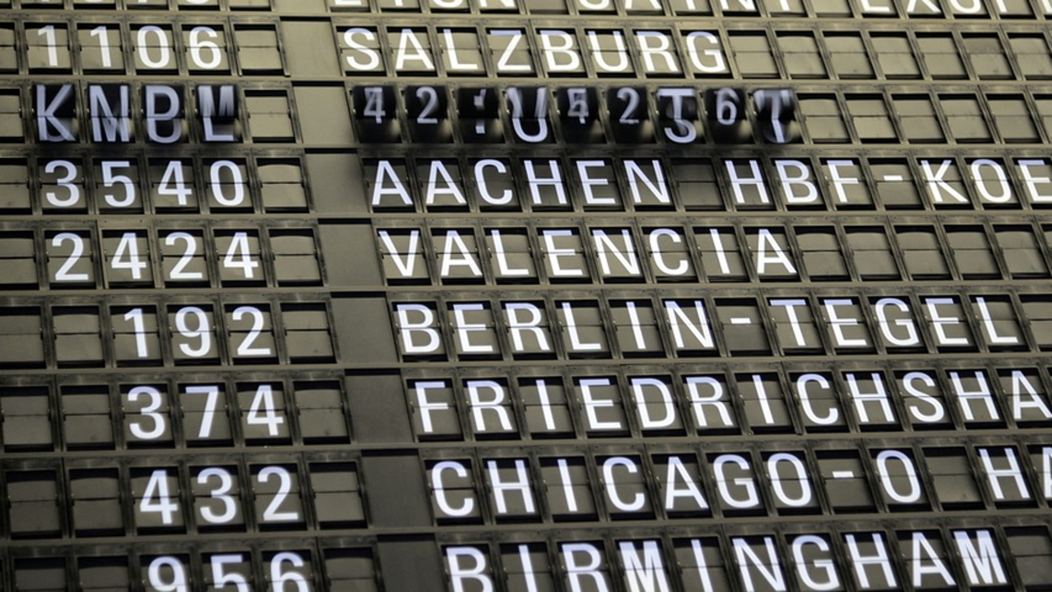 aerei ritardi e cancellazioni enav anomalie su rete dati capacit224 dimezzata no attacco hacker da Repubblica.it aerei ritardi e cancellazioni enav anomalie su rete dati capacit224 dimezzata no attacco hacker