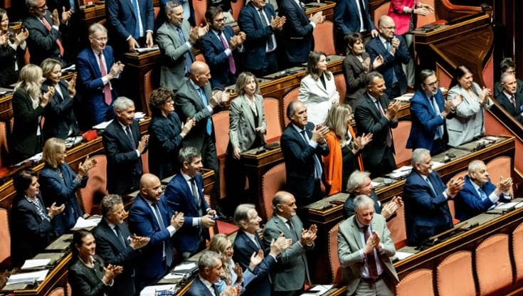 Roma, 14 ottobre: applausi durante l'intervento di Giorgia Meloni