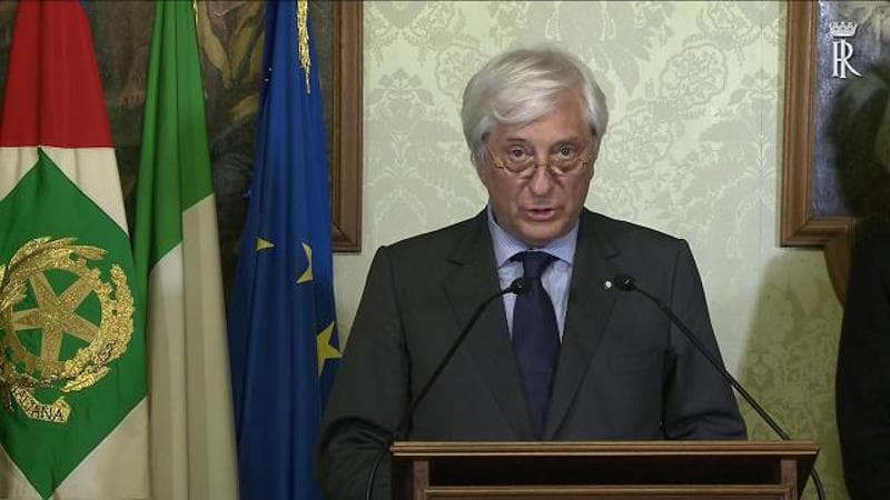 Zampetti, prima intervista del segretario del Colle: “Mattarella sereno anche nei momenti difficili”