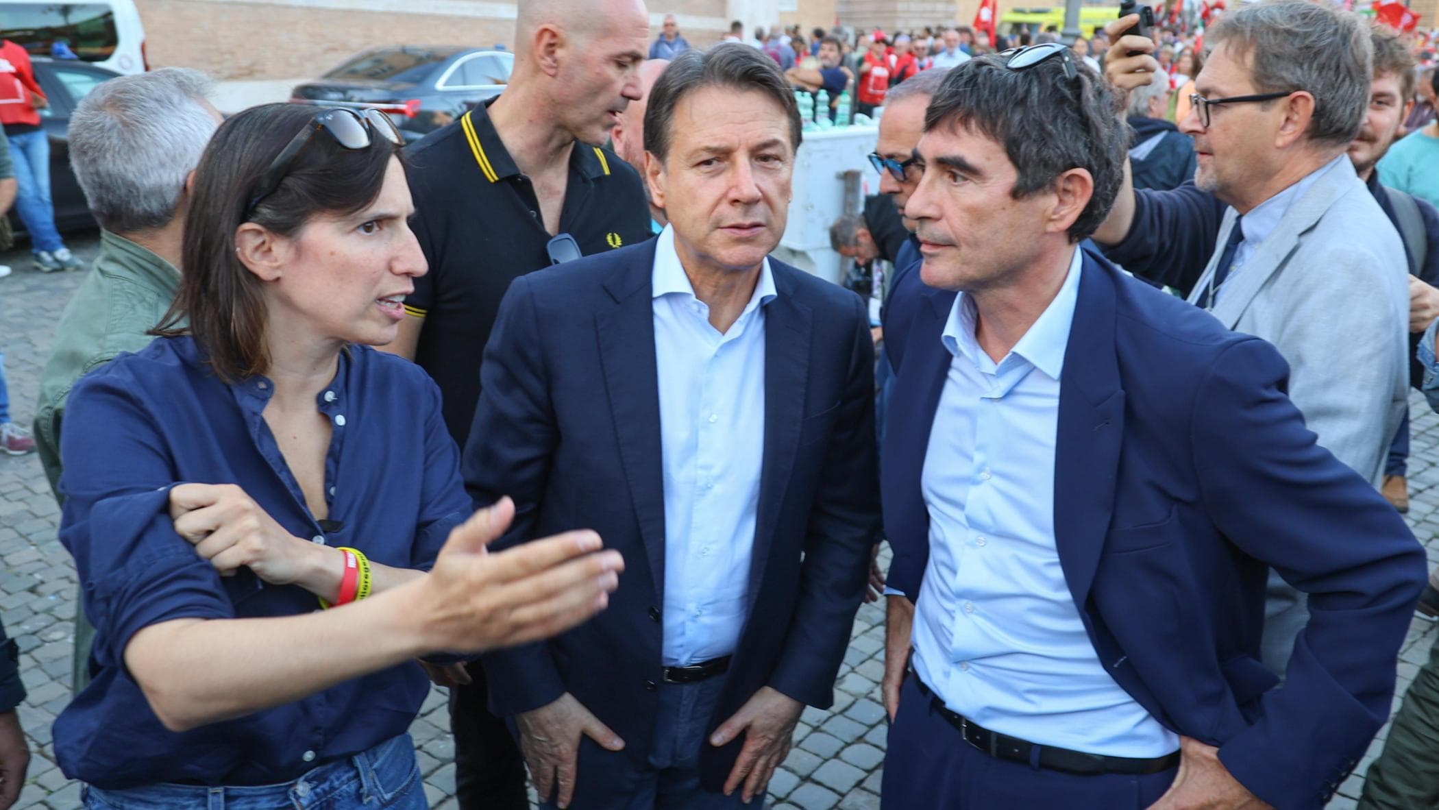 Il campo largo per l’unità: “Con lo spirito del referendum costruiamo l’alternativa”