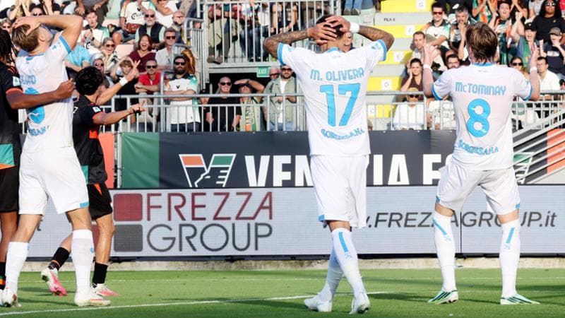 La delusione dei giocatori del Napoli