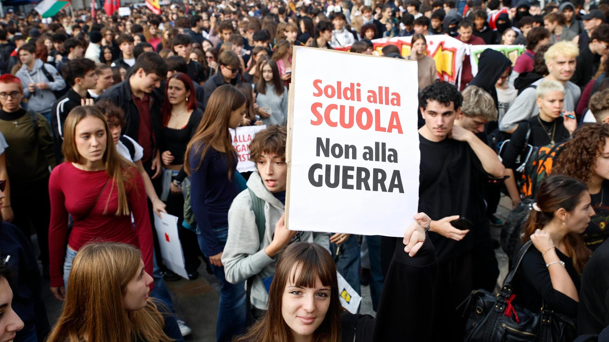 le nuove generazioni e un8217altra idea di futuro da Repubblica.it le nuove generazioni e un8217altra idea di futuro