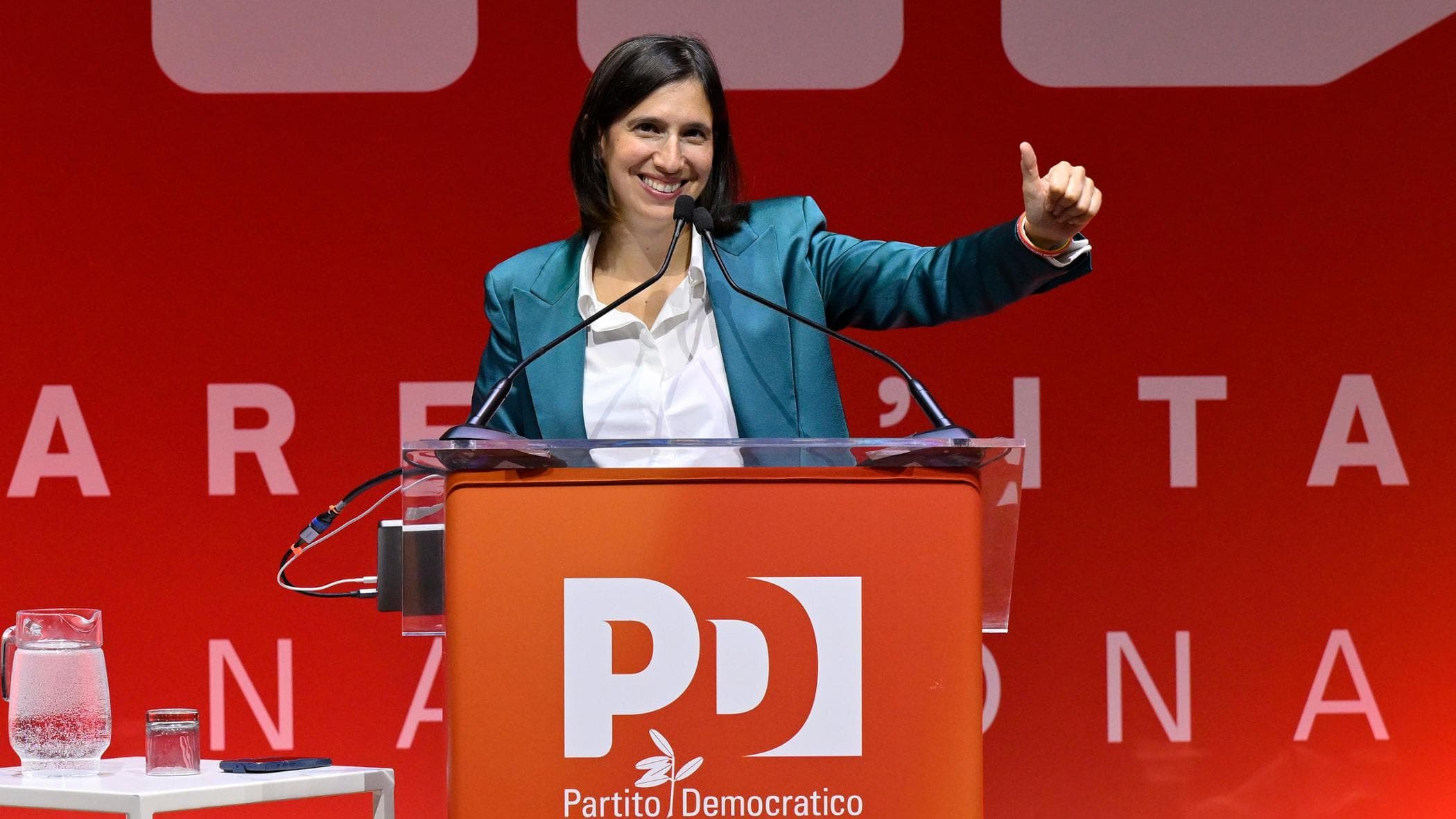 schlein ufficializza la sua corsa io premier con o senza primarie da Repubblica.it schlein ufficializza la sua corsa io premier con o senza primarie