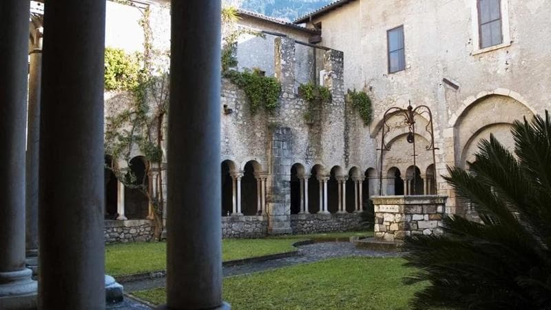 Chiostro dell'Abbazia di Valvisciolo