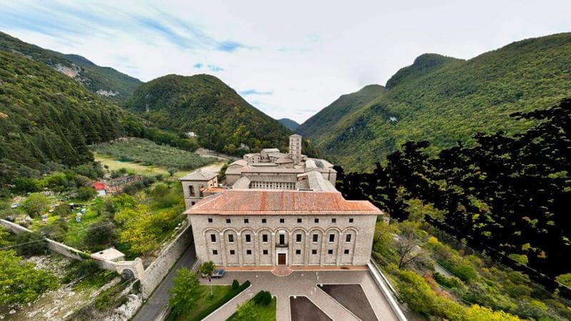 Santa Scolastica