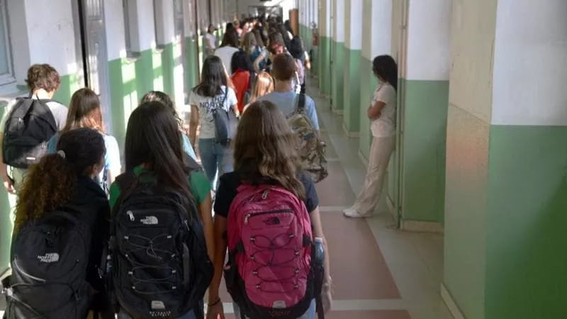Scuola, 50 allarmi bomba: istituti evacuati in tutta Italia