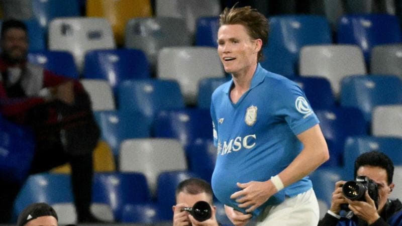McTominay esulta dopo il gol del 3 a 2