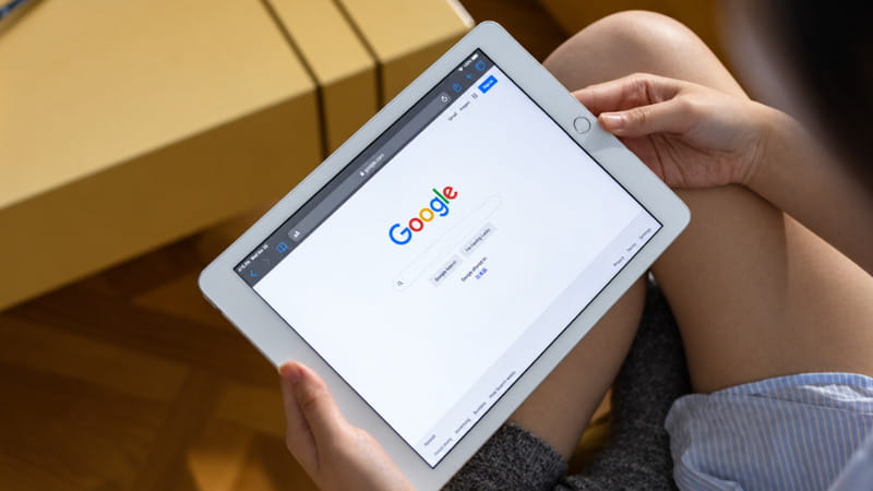 Google conquista il primato tra gli editori italiani: Rai superata. Meta sale al terzo posto