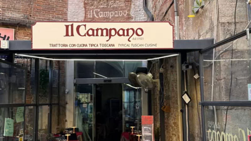 The entrance to Il Campano restaurant in Pisa