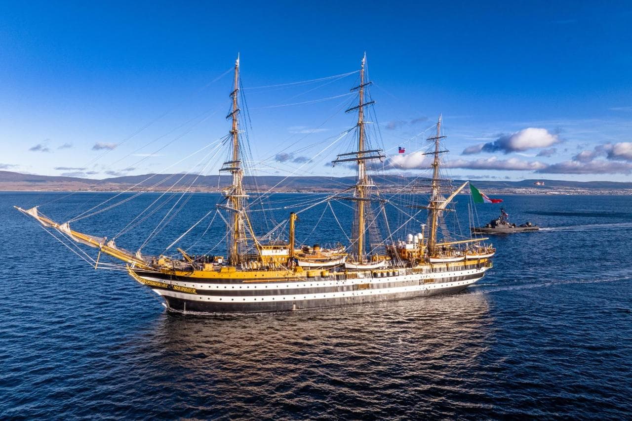 The Amerigo Vespucci, the Italian Navy’s training ship, guest of honour at Barcolana 58