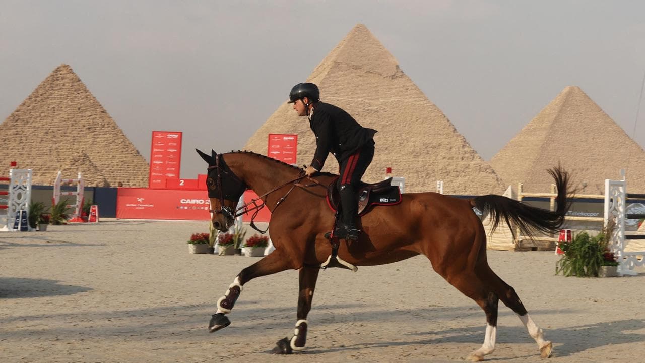 I campioni mondiali del salto tornano in Italia (per colpa degli Houthi)