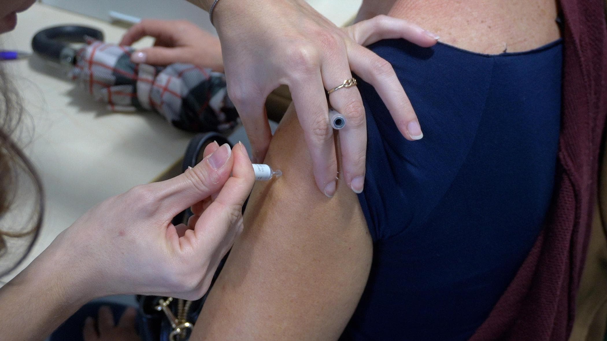 vaccinazione antinfluenzale il testimonial ha 107 anni 200 di un8217efficacia assoluta fatelo da Repubblica.it vaccinazione antinfluenzale il testimonial ha 107 anni 200 di un8217efficacia assoluta fatelo
