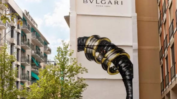Bulgari pays tribute to the B.zero1 ring with street art in Milan