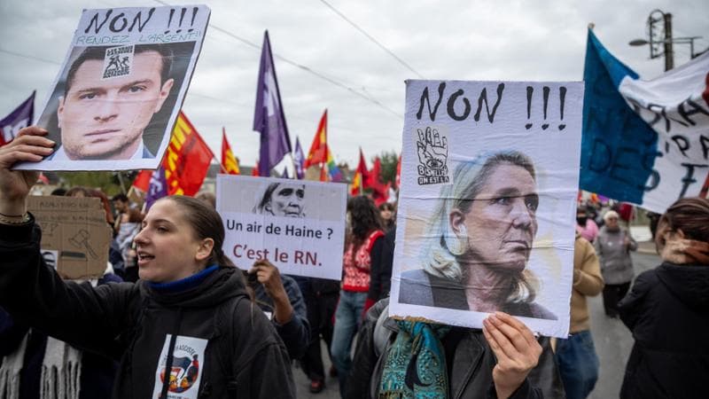Francia, Bardella confermato alla guida della destra in un clima infuocato