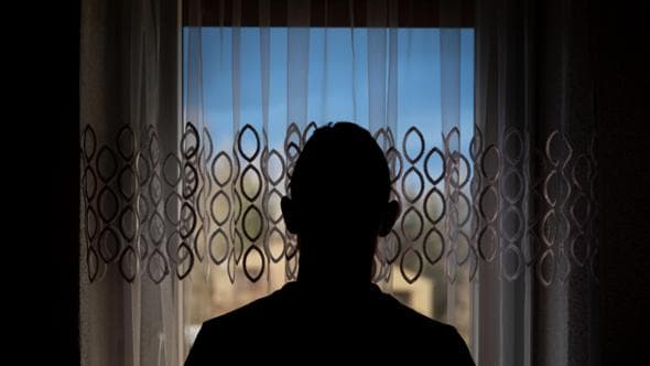 Si può avere paura della notte? Storia di Luca V.: “Buio e silenzio mi impedivano di dormire”