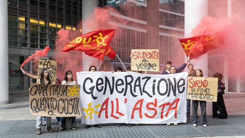Istat, l’Italia migliora ma resta diseguale: 5,4 milioni di poveri, più precari, scuola in affanno