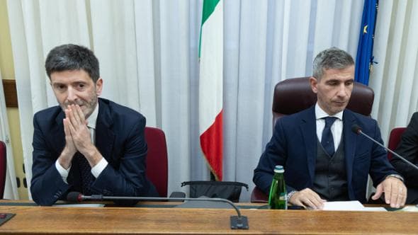 Speranza alla commissione Covid: “Lockdown e vaccini hanno salvato centinaia di migliaia di vite”