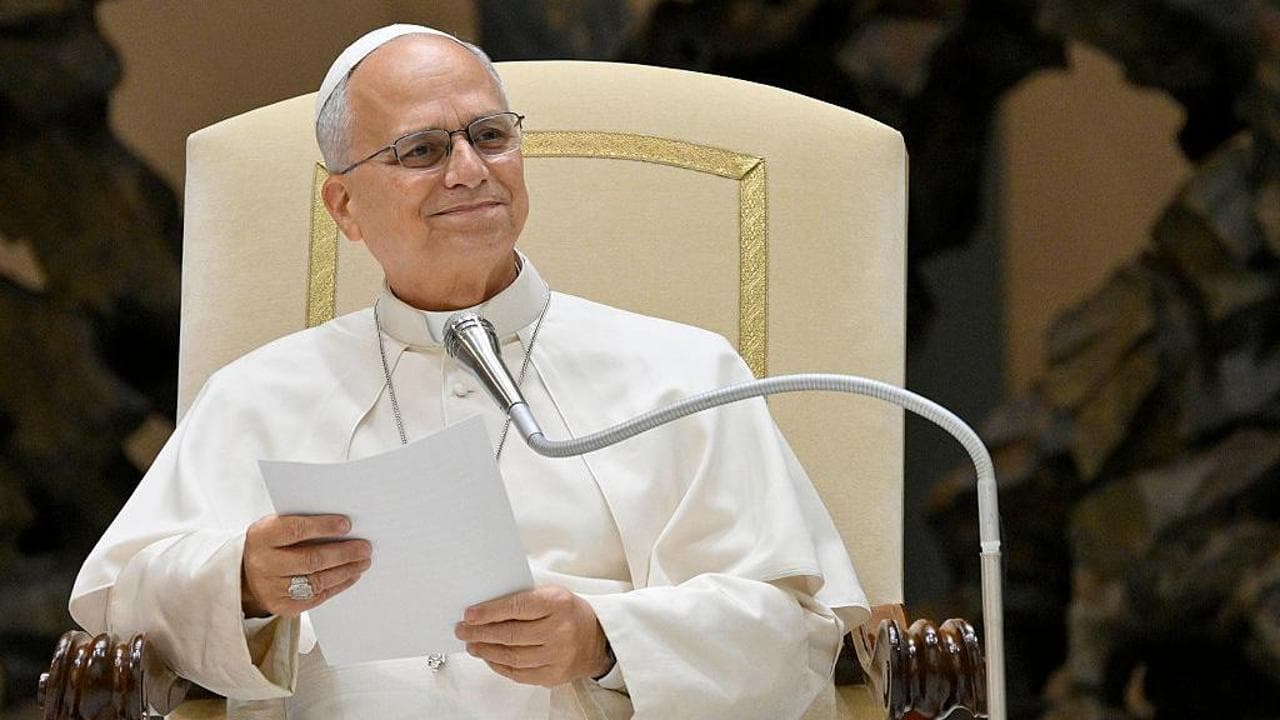 Papa Leone, confermato il viaggio in America Latina dopo l'ok dei medici. “Felice di poter tornare”