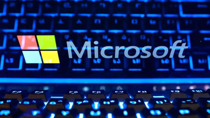 Microsoft redundancy scheme to affect up to 60,000