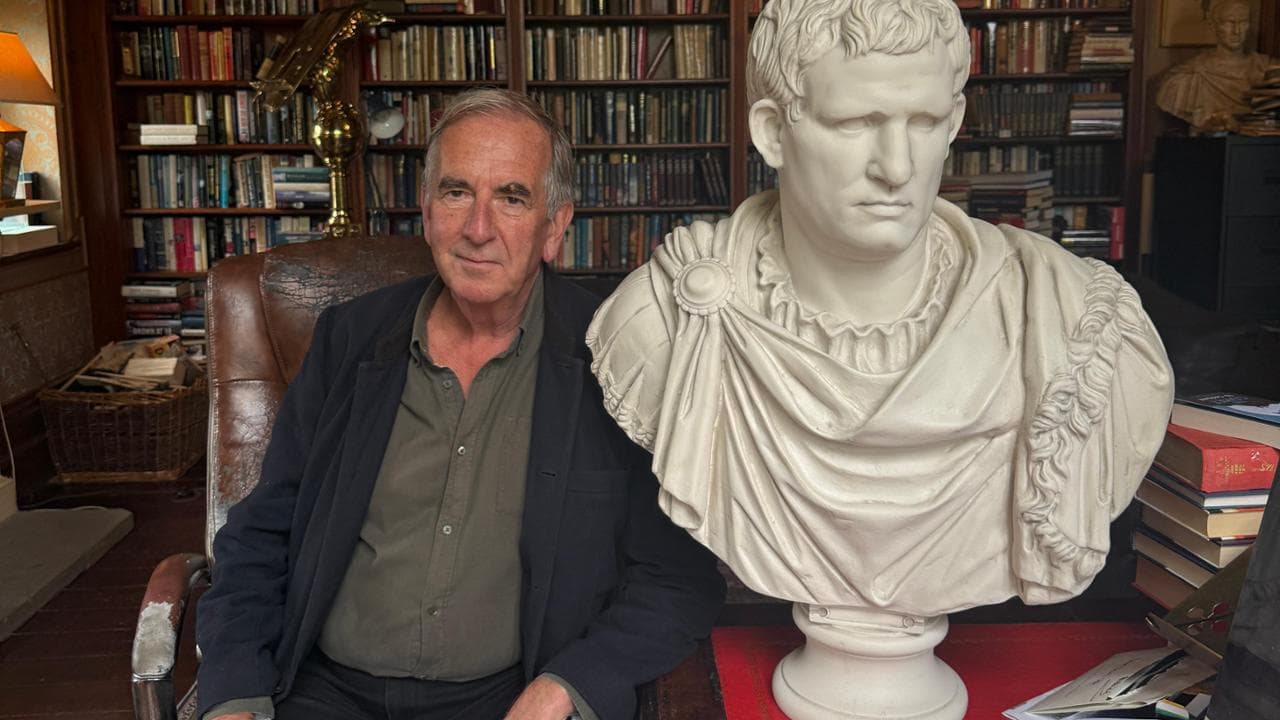 Robert Harris: “Agrippa 

ci fa capire oggi 

l’Occidente in crisi”