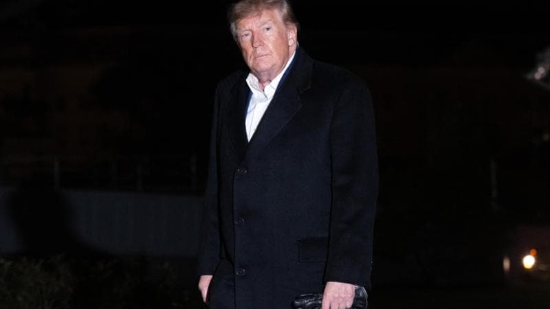 Usa, i dem pubblicano l’accusa di una donna contro Trump: “Mi violentò brutalmente dopo aver passato del tempo con Epstein”