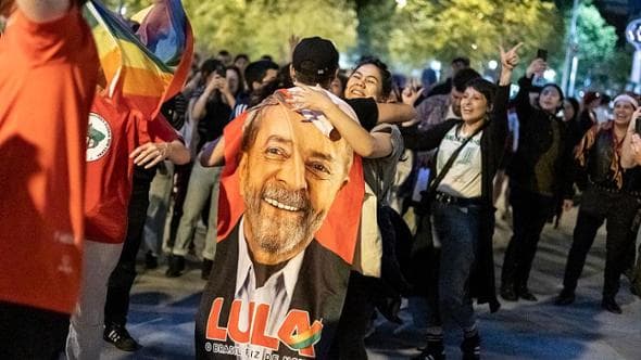 Luiz Inácio, la vita e la vittoria epica dell’ultimo baluardo della sinistra sudamericana