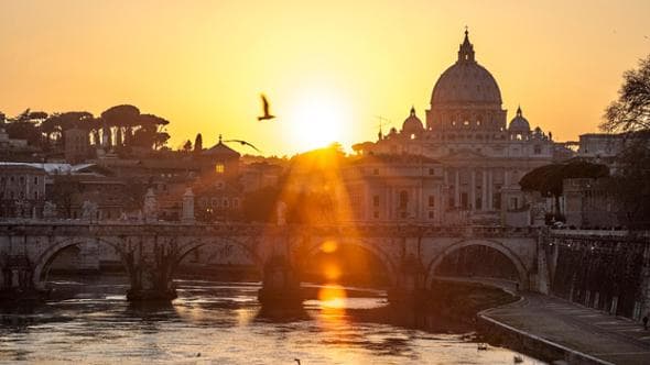 Tempo stabile e soleggiato fino a venerdì, poi arriva aria più fredda dai Balcani