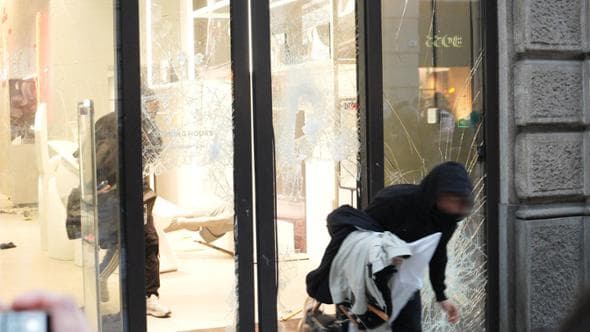L’Islam politico 

e la rabbia dei giovani 

come un grimadello