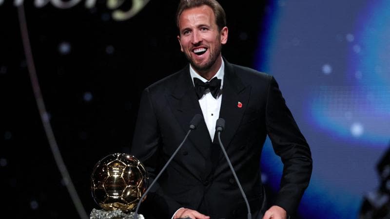 Harry Kane batte Mbappé e Yamal, il Pallone d’Oro torna in Inghilterra dopo 25 anni